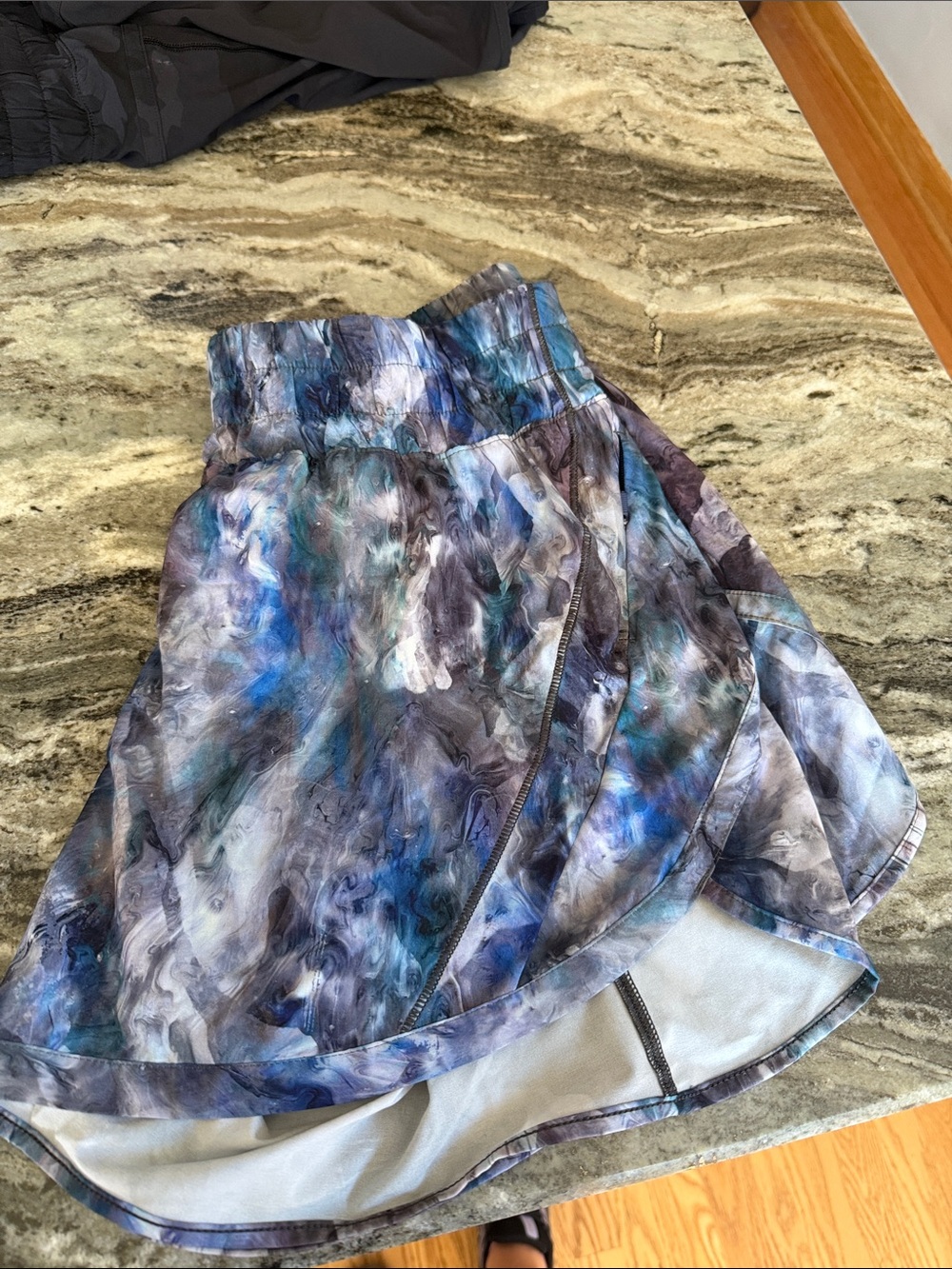 lululemon track that blue and Gray Marble Athletic 5’ sheets